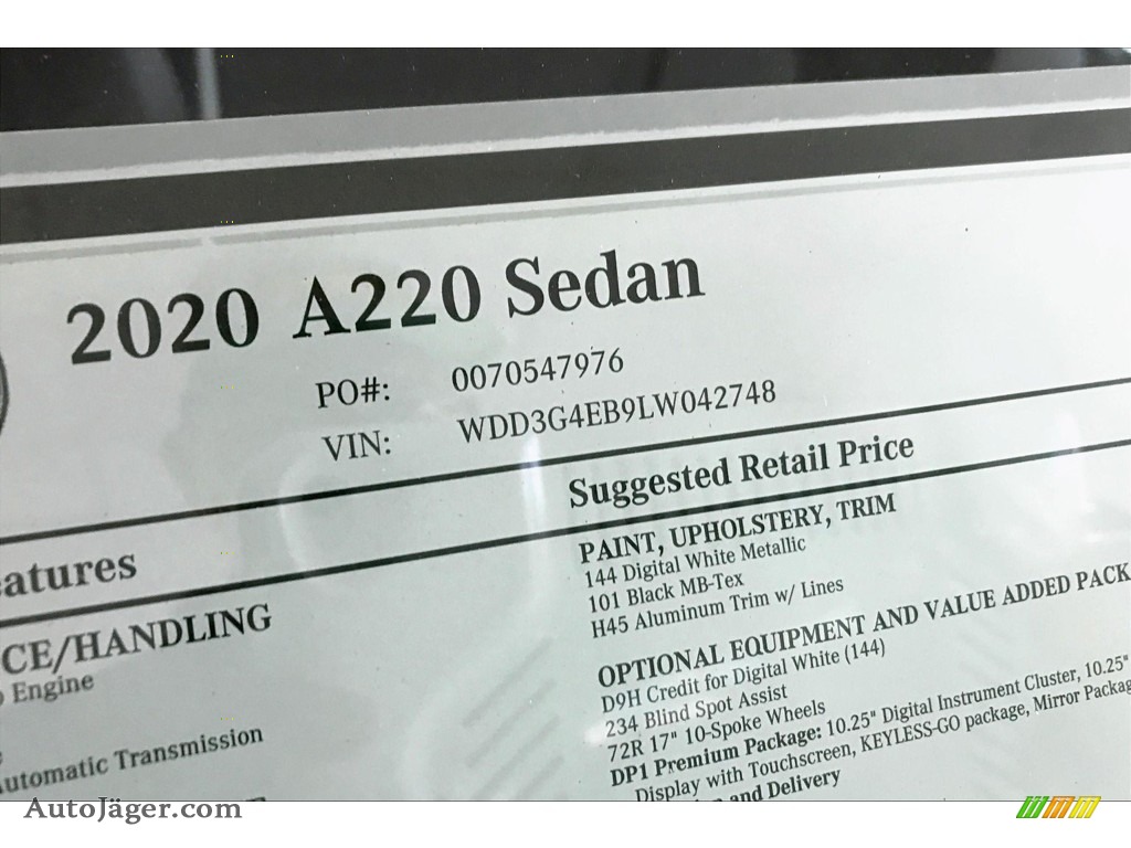 2020 A 220 Sedan - Digital White Metallic / Black photo #11