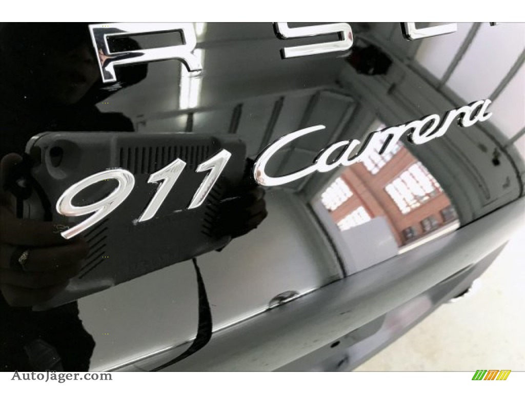 2019 911 Carrera Cabriolet - Black / Black/Luxor Beige photo #27