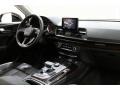 Audi Q5 Premium quattro Brilliant Black photo #37