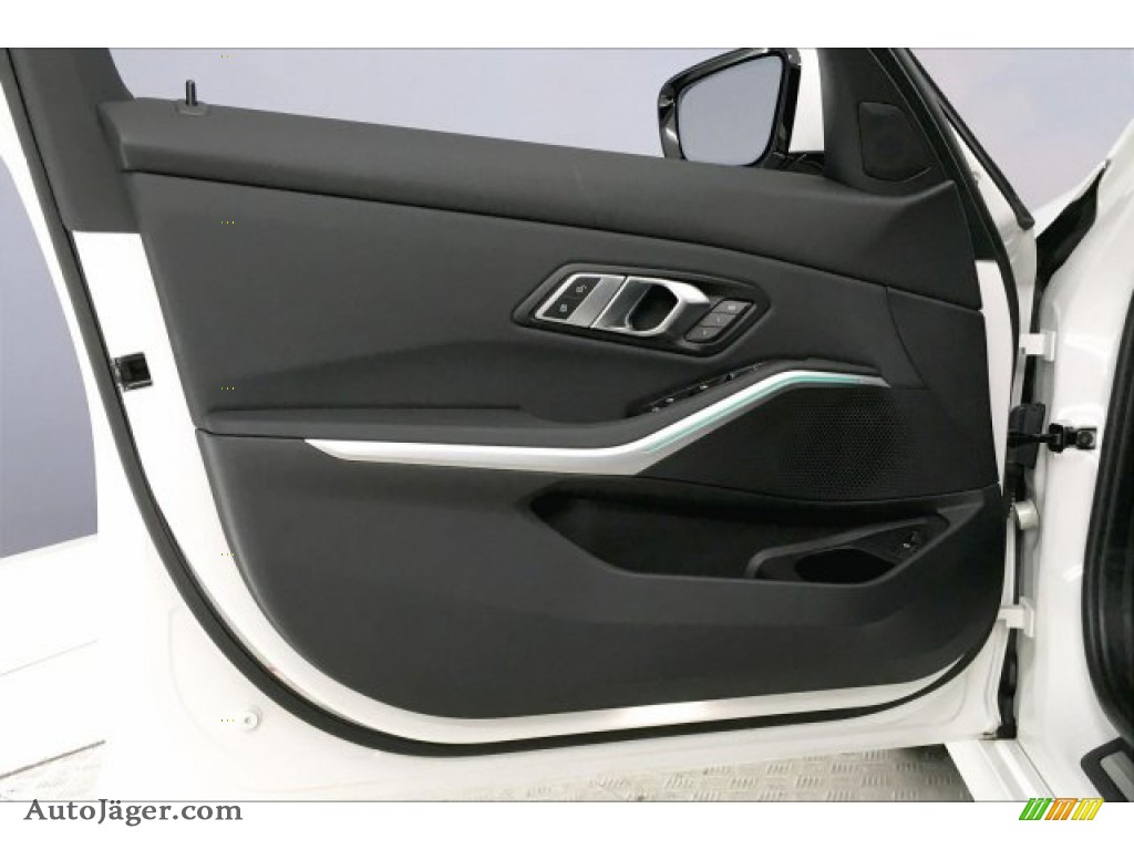 2020 3 Series 330i Sedan - Alpine White / Black photo #21