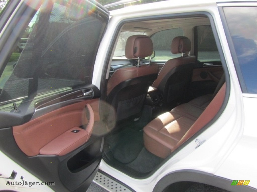 2013 X5 xDrive 35i Premium - Alpine White / Cinnamon Brown photo #19