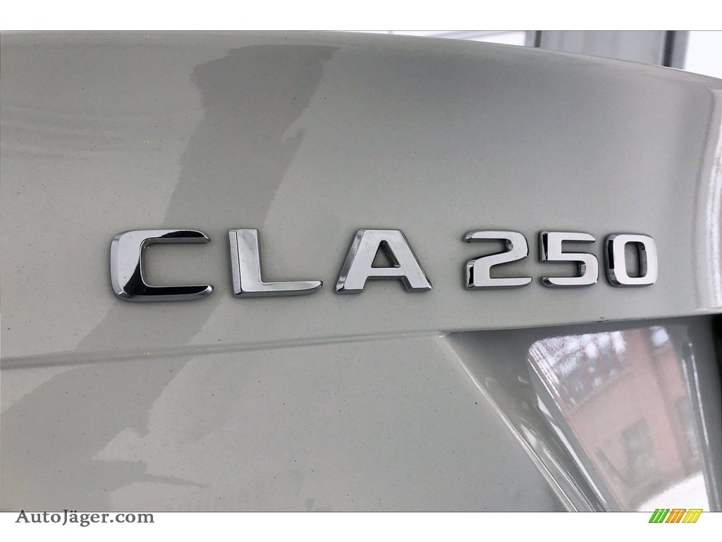 2017 CLA 250 Coupe - Cirrus White / Sahara Beige photo #27
