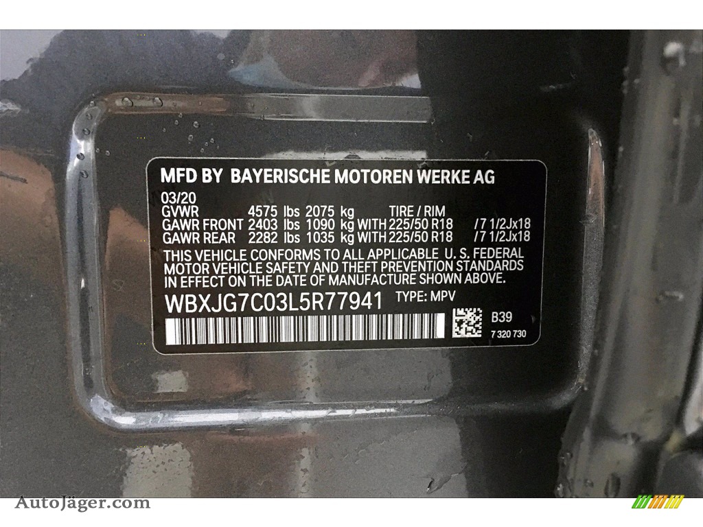 2020 X1 sDrive28i - Mineral Grey Metallic / Black photo #18