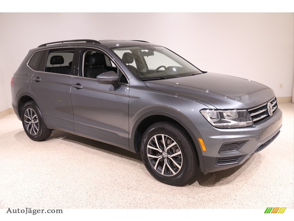 2019 Volkswagen Tiguan SE 4MOTION in Platinum Gray
