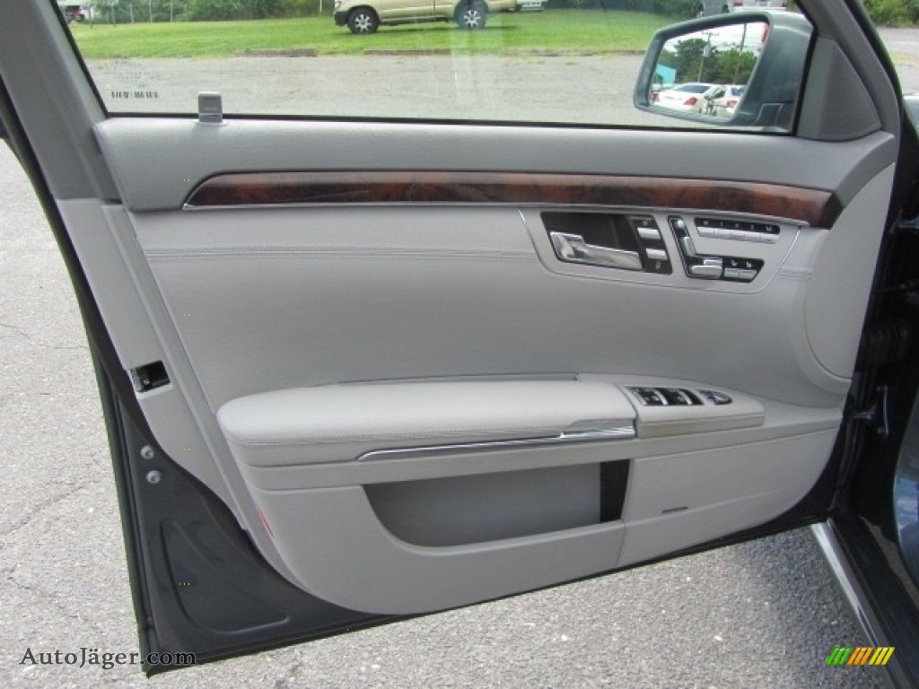 2011 S 550 4Matic Sedan - Flint Grey Metallic / Grey/Dark Grey photo #18