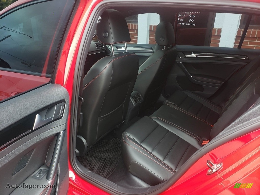 2016 Golf GTI 2 Door 2.0T SE - Toenado Red / Titan Black photo #31