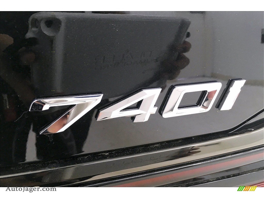 2021 7 Series 740i Sedan - Black Sapphire Metallic / Ivory White/Black photo #16
