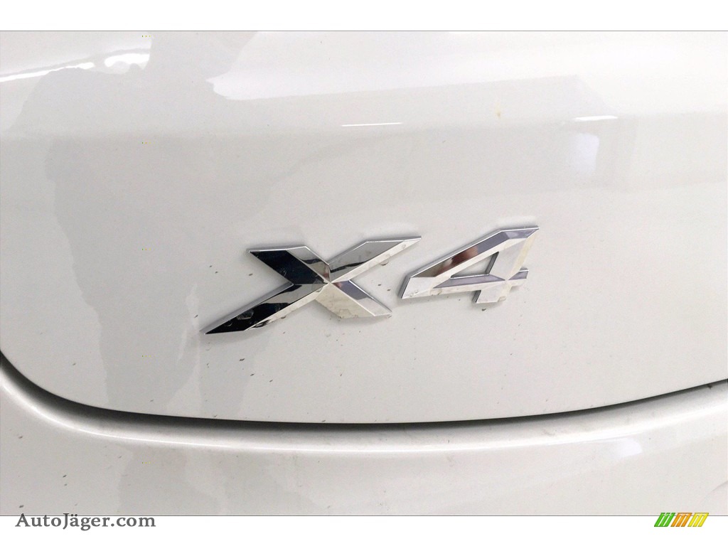 2021 X4 xDrive30i - Alpine White / Tacora Red photo #16