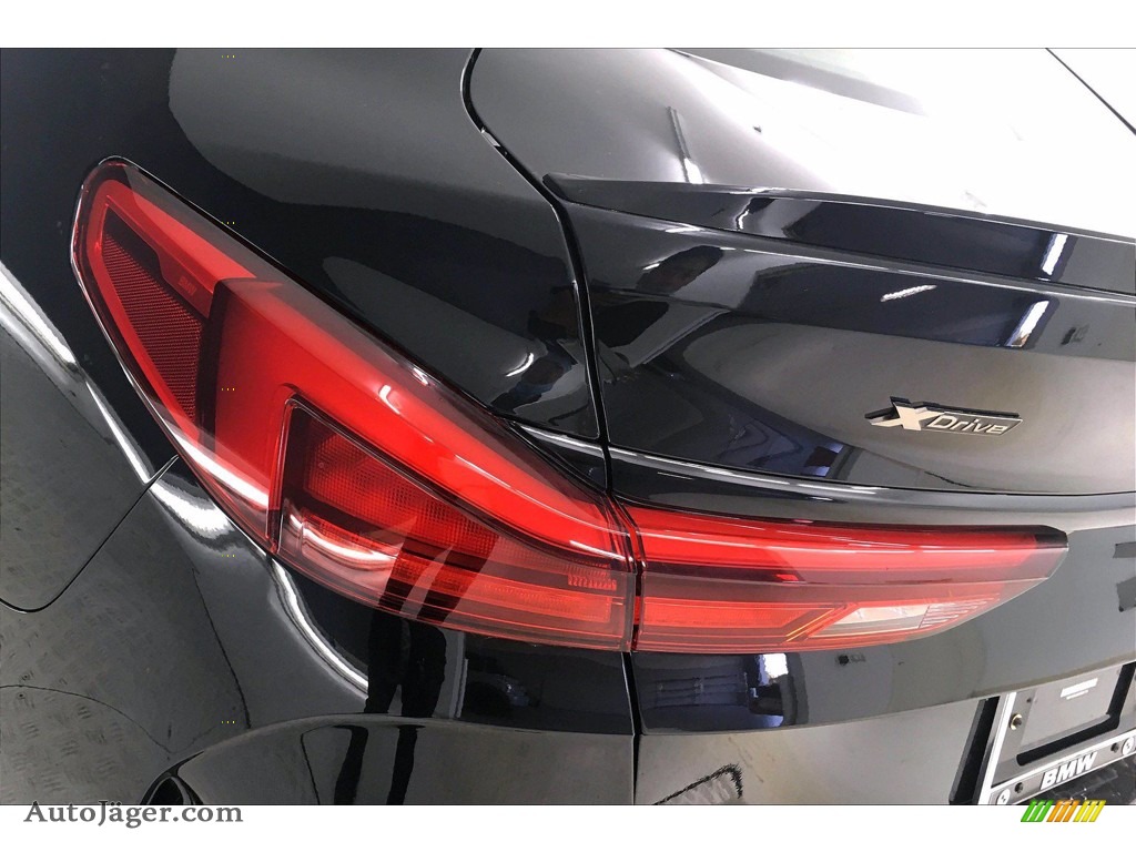 2021 2 Series M235 xDrive Grand Coupe - Black Sapphire Metallic / Magma Red photo #15