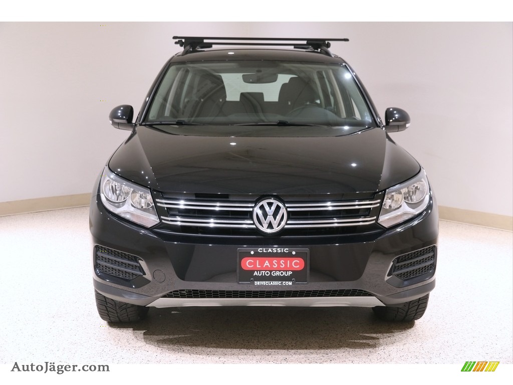 2017 Tiguan Limited 2.0T 4Motion - Deep Black Pearl / Charcoal photo #2