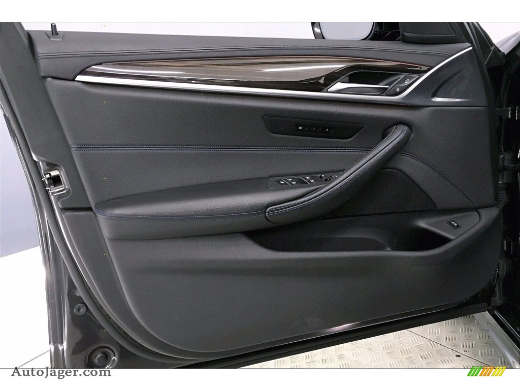 2017 5 Series 540i Sedan - Dark Graphite Metallic / Black photo #23