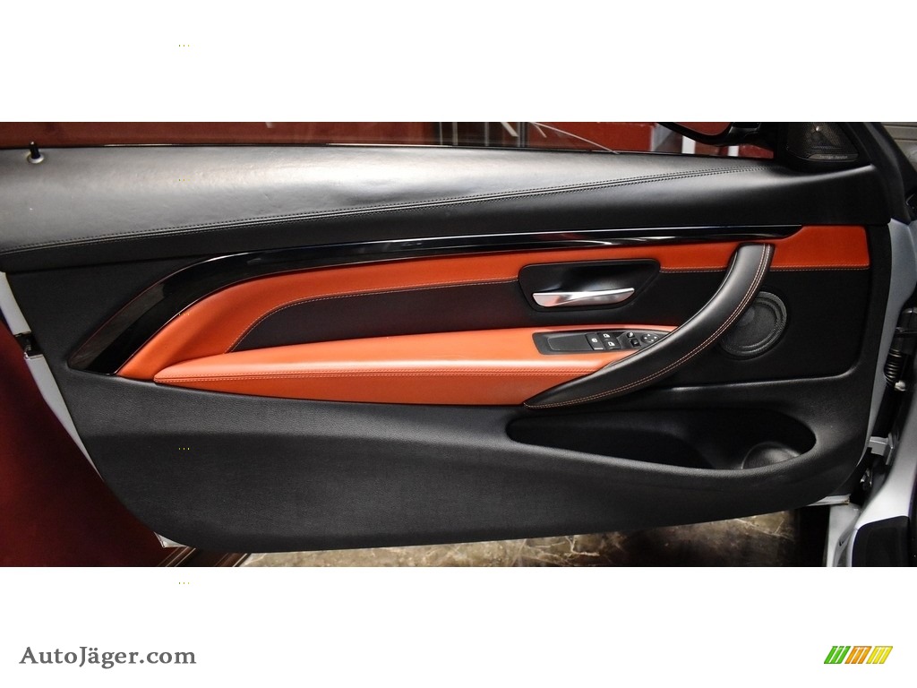 2016 M4 Coupe - Silverstone Metallic / Sakhir Orange/Black photo #16