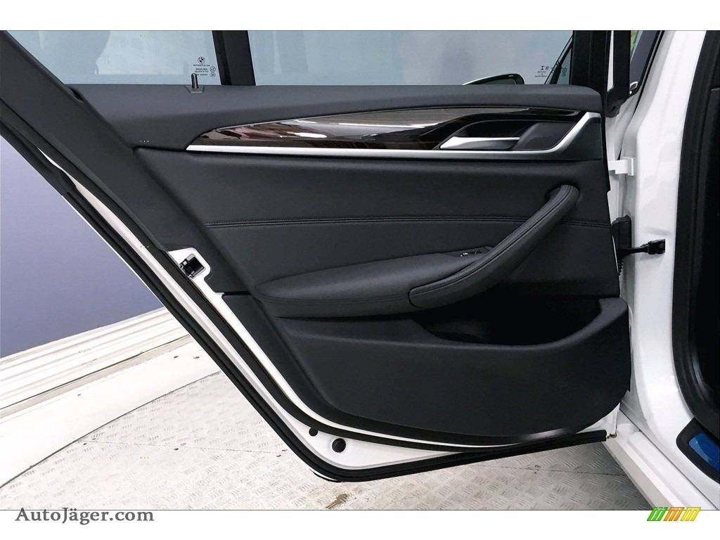 2020 5 Series 530i Sedan - Alpine White / Black photo #25