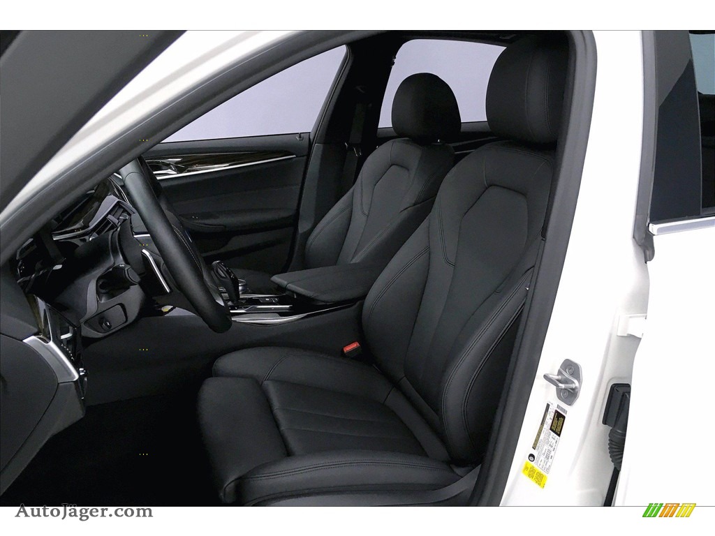2020 5 Series 530i Sedan - Alpine White / Black photo #28