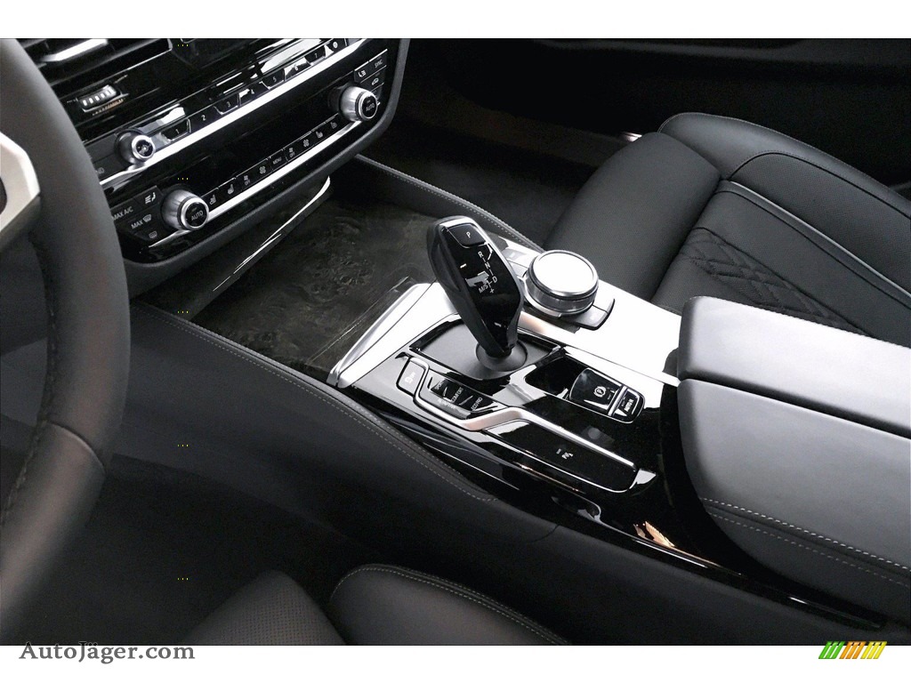 2021 5 Series M550i xDrive Sedan - Black Sapphire Metallic / Black photo #8