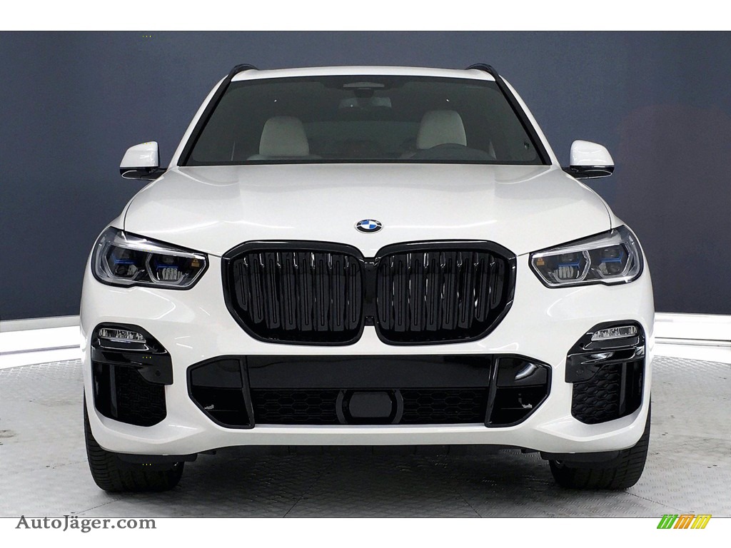 2021 X5 M50i - Alpine White / Ivory White photo #2 2021 X5 M50i - Alpine White / Ivory White photo #2