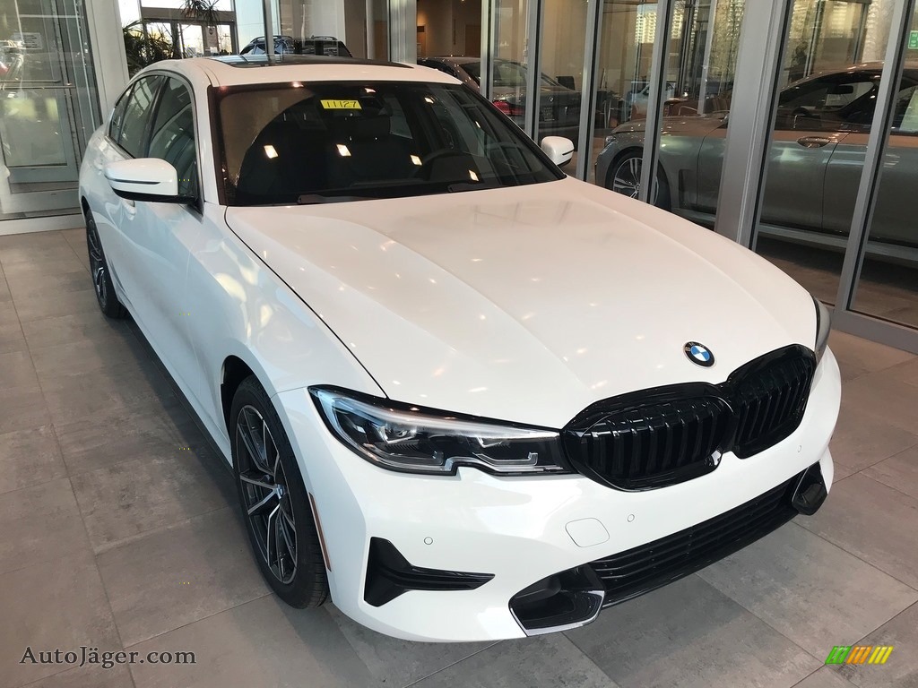 2021 BMW 3 Series 330i xDrive Sedan in Alpine White B70055 Auto