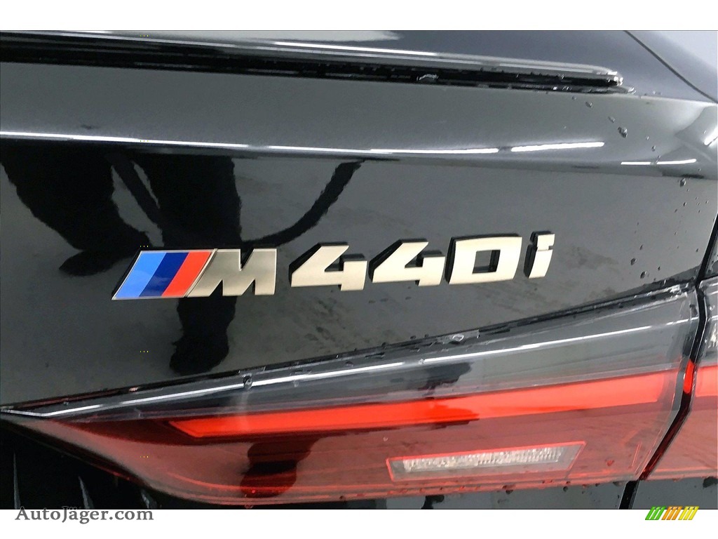 2021 4 Series M440i xDrive Coupe - Black Sapphire Metallic / Black photo #16