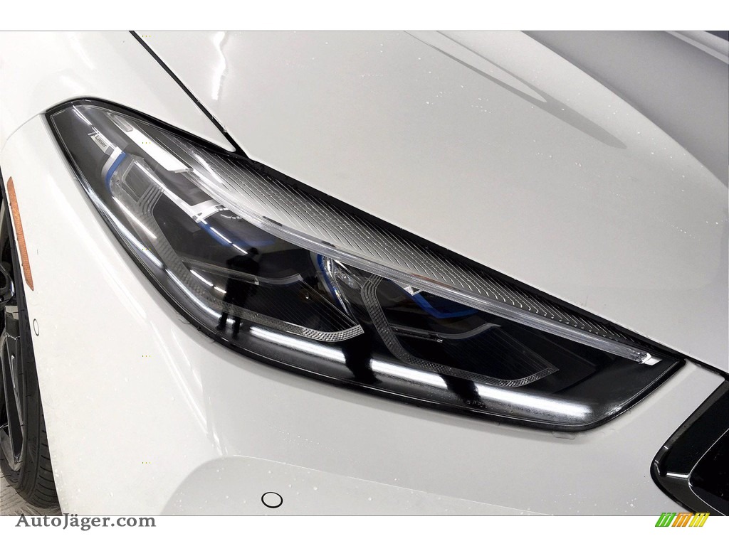 2021 8 Series M850i xDrive Coupe - Alpine White / Fiona Red/Black photo #14