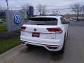 Volkswagen Atlas Cross Sport SE Technology R-Line 4Motion Pure White photo #2