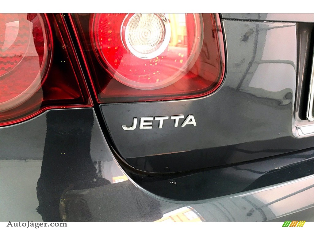 2010 Jetta SE Sedan - Blue Graphite Metallic / Titan Black photo #30