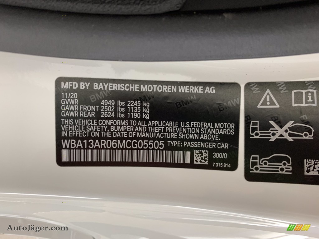 2021 4 Series M440i xDrive Coupe - Alpine White / Black photo #3
