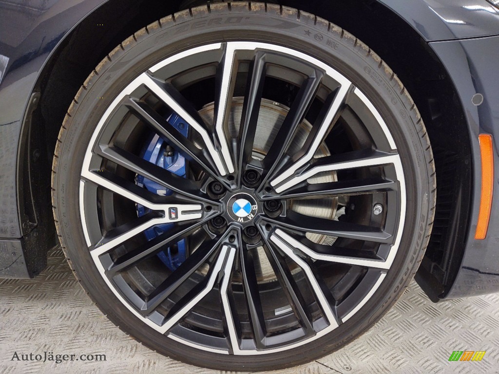 2021 5 Series M550i xDrive Sedan - Carbon Black Metallic / Black photo #3