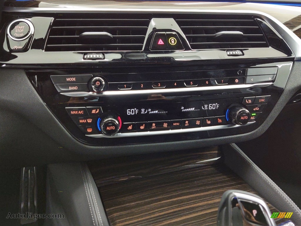 2021 5 Series M550i xDrive Sedan - Carbon Black Metallic / Black photo #21