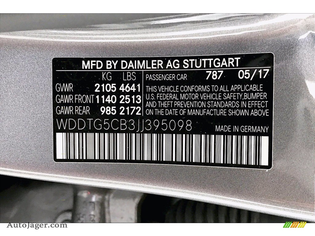 2018 GLA AMG 45 4Matic - Mountain Grey Metallic / Black photo #33