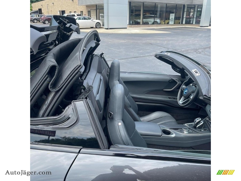 2019 i8 Roadster - Sophisto Grey Metallic / Giga Amido photo #10