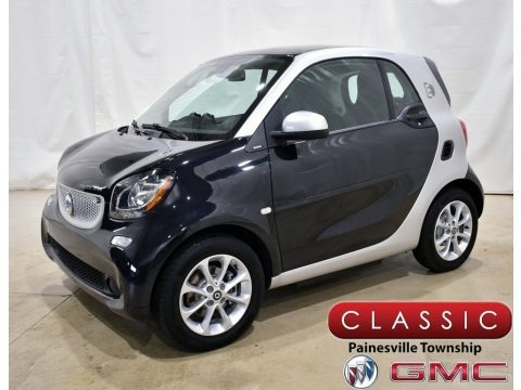 White 2018 Smart fortwo Electric Drive Coupe