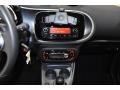 Smart fortwo Electric Drive Coupe White photo #16