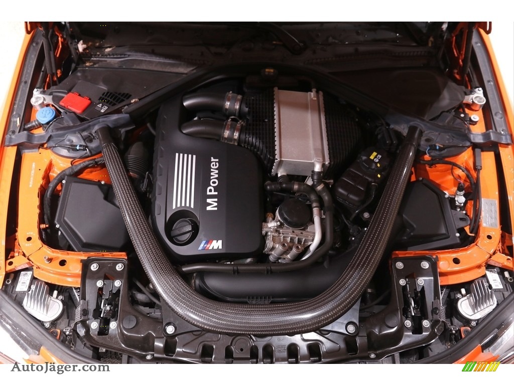 2020 M4 Coupe - BMW Individual Fire Orange / Black photo #22