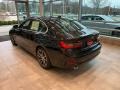 BMW 3 Series 330i xDrive Sedan Black Sapphire Metallic photo #2