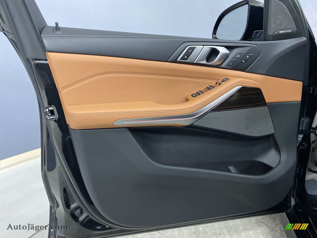2019 X5 xDrive50i - Jet Black / Cognac photo #12