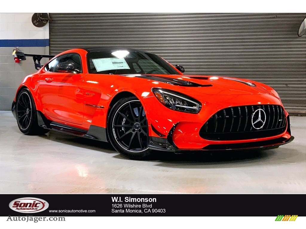 AMG Magmabeam / Black w/Dinamica Mercedes-Benz AMG GT Black Series Coupe