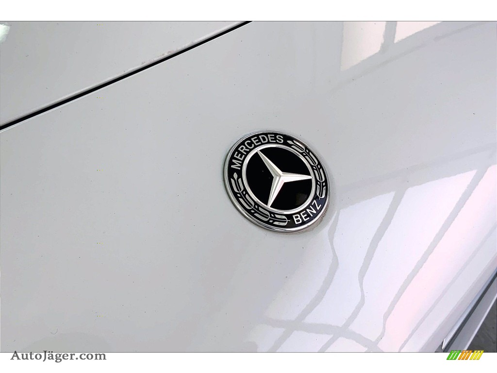 2020 A 220 Sedan - Digital White Metallic / Macchiato Beige photo #30