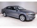 Volkswagen Passat SE Platinum Gray Metallic photo #1
