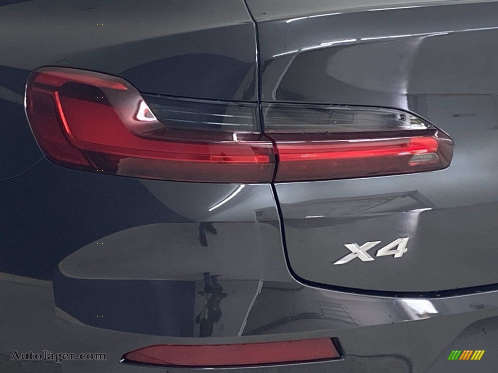 2022 X4 xDrive30i - Dark Graphite Metallic / Black photo #6