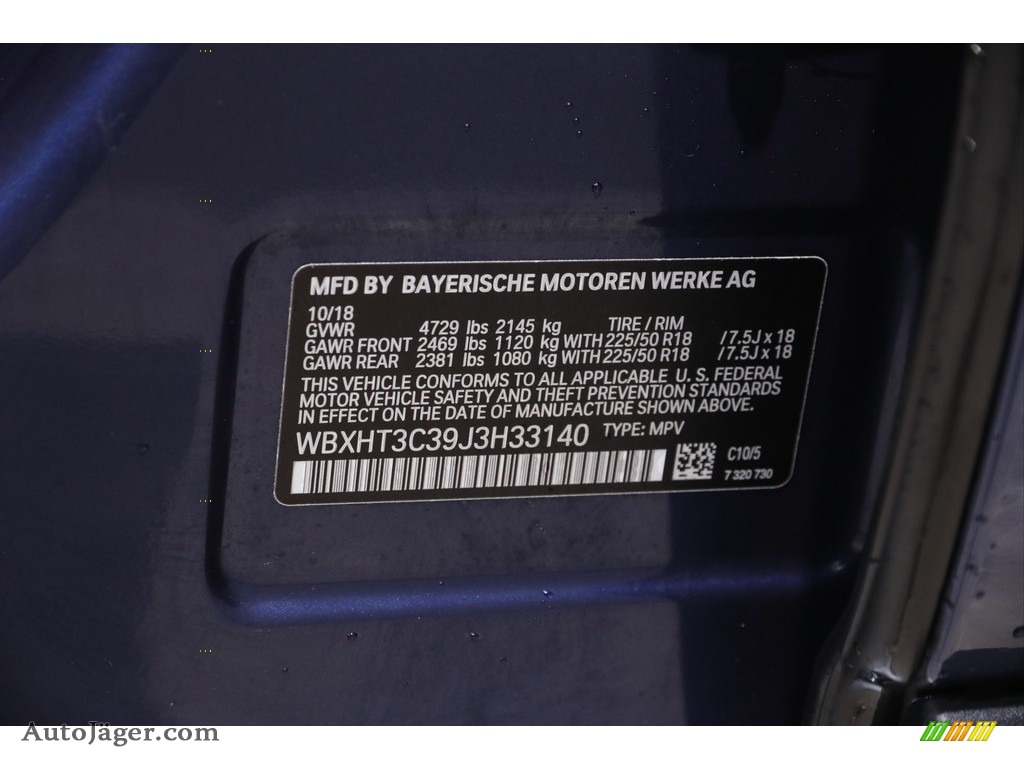 2018 X1 xDrive28i - Mediterranean Blue Metallic / Black photo #23