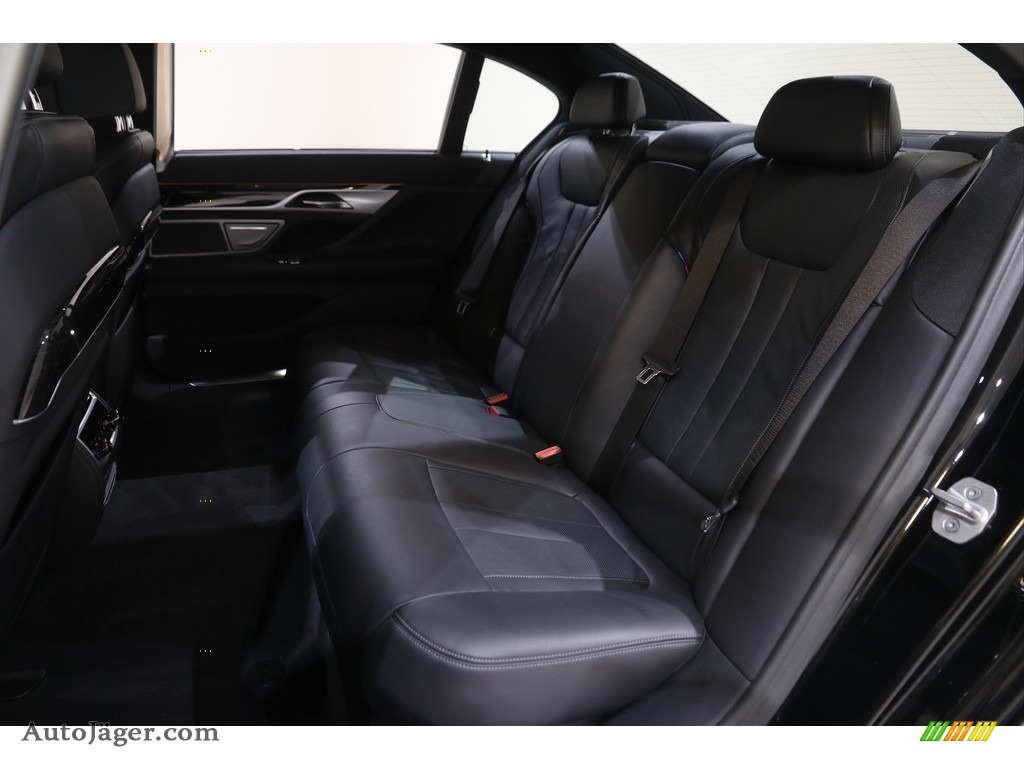 2020 7 Series 750i xDrive Sedan - Black Sapphire Metallic / Black photo #20