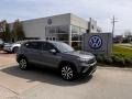 Volkswagen Taos SE Platinum Gray Metallic photo #1