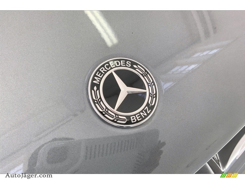 2019 GLC 300 4Matic Coupe - Selenite Grey Metallic / Black photo #30