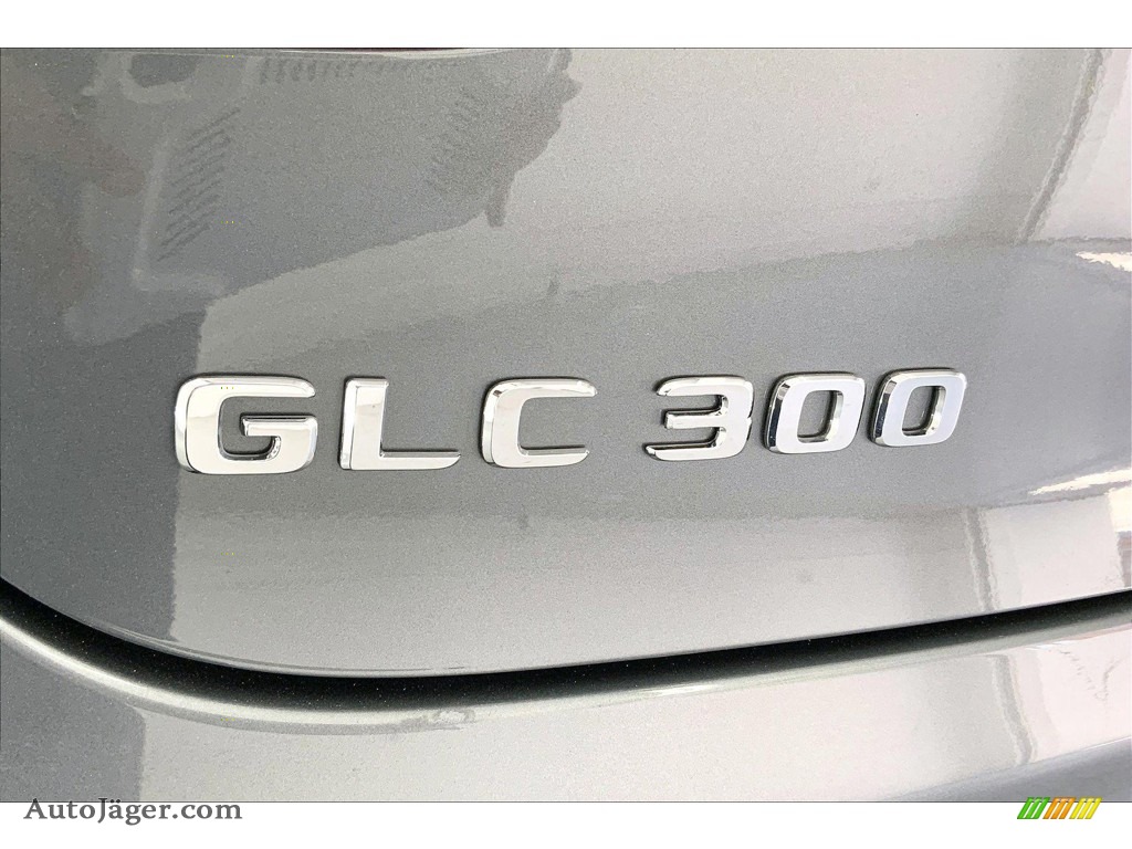 2019 GLC 300 4Matic Coupe - Selenite Grey Metallic / Black photo #31