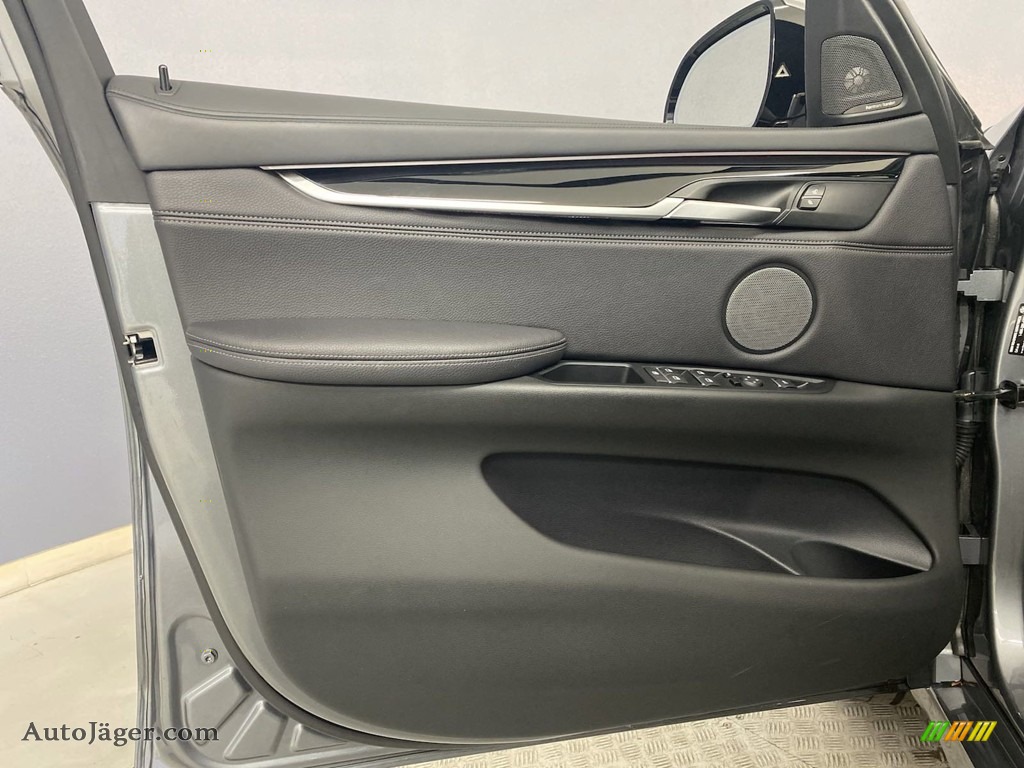 2019 X6 xDrive50i - Space Gray Metallic / Black photo #12