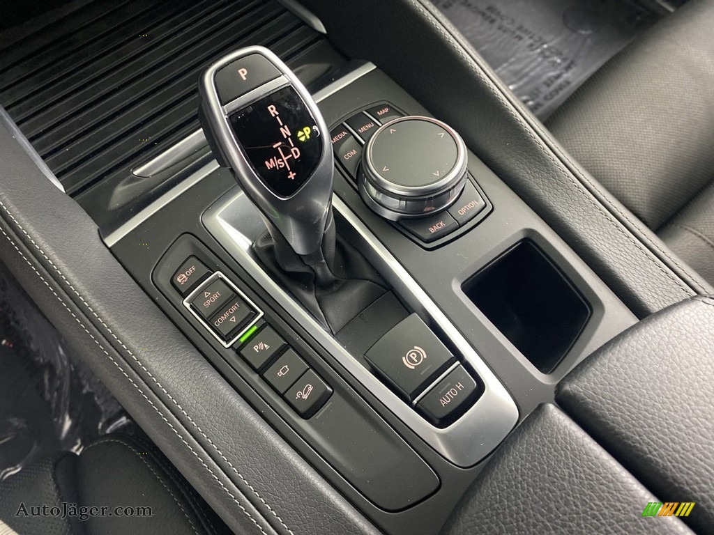2019 X6 xDrive50i - Space Gray Metallic / Black photo #26