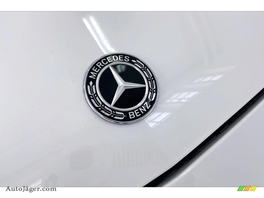 2019 C 300 Sedan - designo Diamond White Metallic / Black photo #30