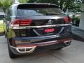Volkswagen Atlas Cross Sport SEL R-Line 4Motion Deep Black Pearl photo #4