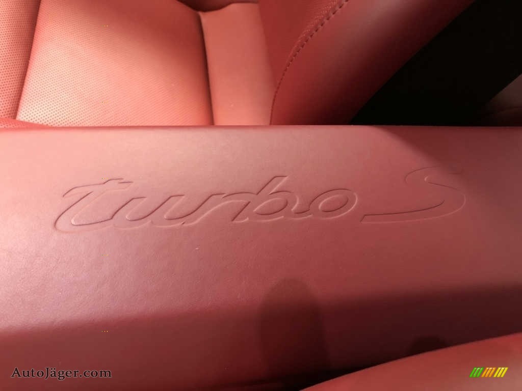 2015 911 Turbo S Coupe - Carrara White Metallic / Black/Garnet Red photo #10