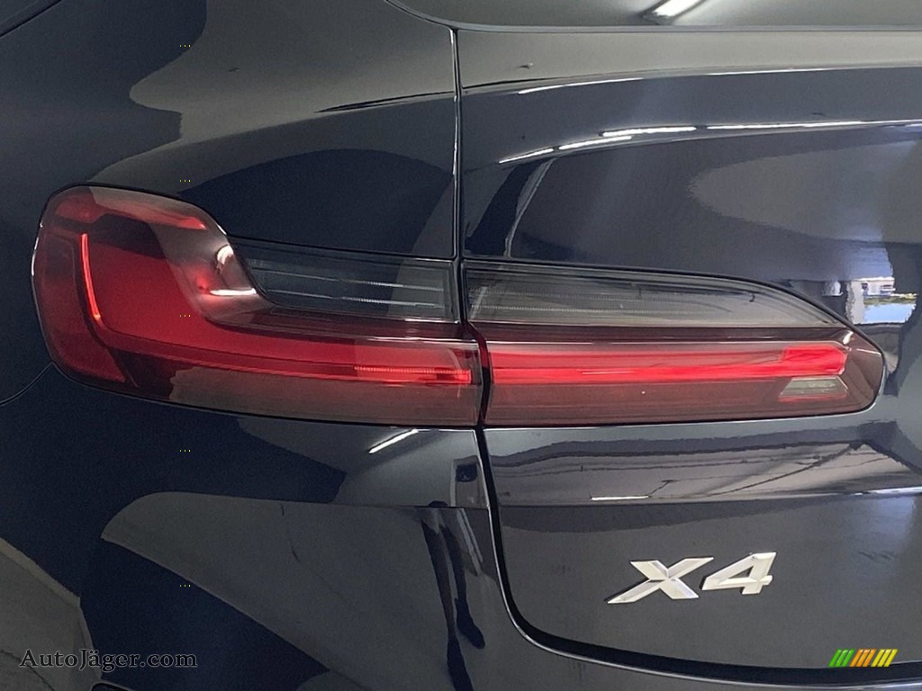 2022 X4 xDrive30i - Carbon Black Metallic / Tacora Red photo #6
